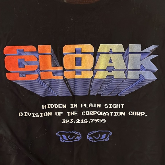 Cloak Brand Crop Top - Picture 4 of 4